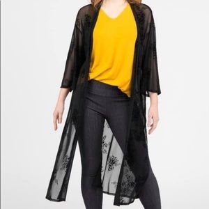 Flocked Mesh Floral Duster by Agnes & Dora